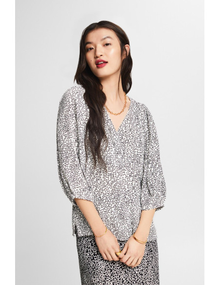 ESPRIT - Printed Crêpe V-Neck Blouse