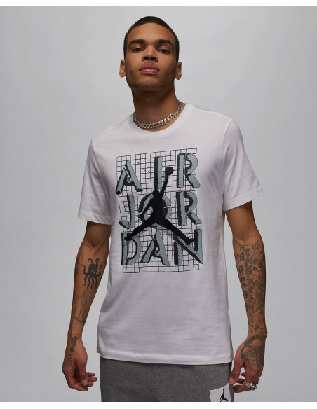 NIKE - M J BRAND JM STACK SS CREW