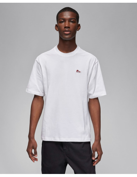 NIKE - M J BRAND SNKR PTCH SS CREW