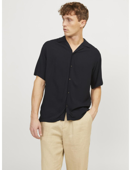 Jack & Jones - JJEJEFF SOLID RESORT SHIRT SS SN