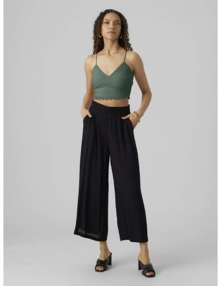 Vero Moda - VMHONEY LACE V-NECK CROPPED TOP WVN GA