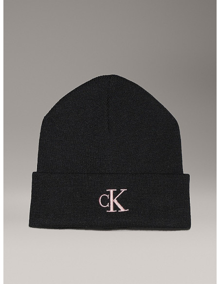 ქალის ქუდი CALVIN KLEIN - MONOGRAM EMBRO BEANIE