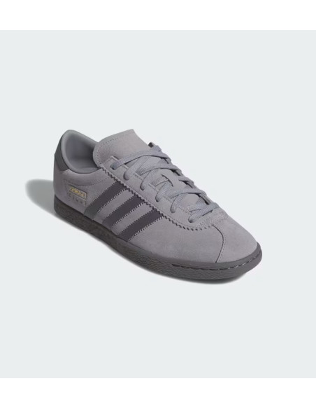 კედები Adidas - STADT