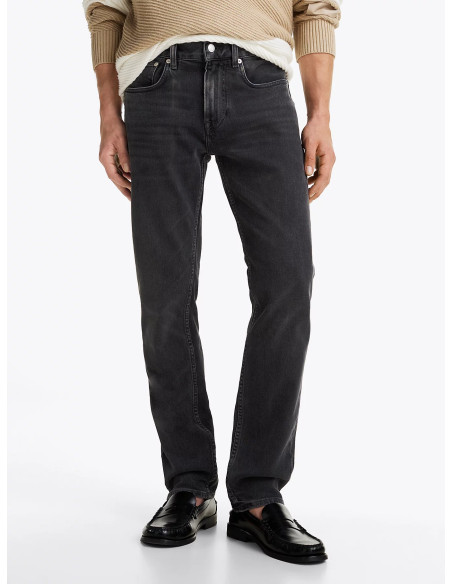 ჯინსი Tommy Hilfiger - STRAIGHT DENTON STR CLARK BLACK