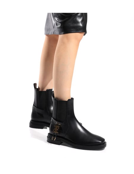 ქალის ბათინკი FABI