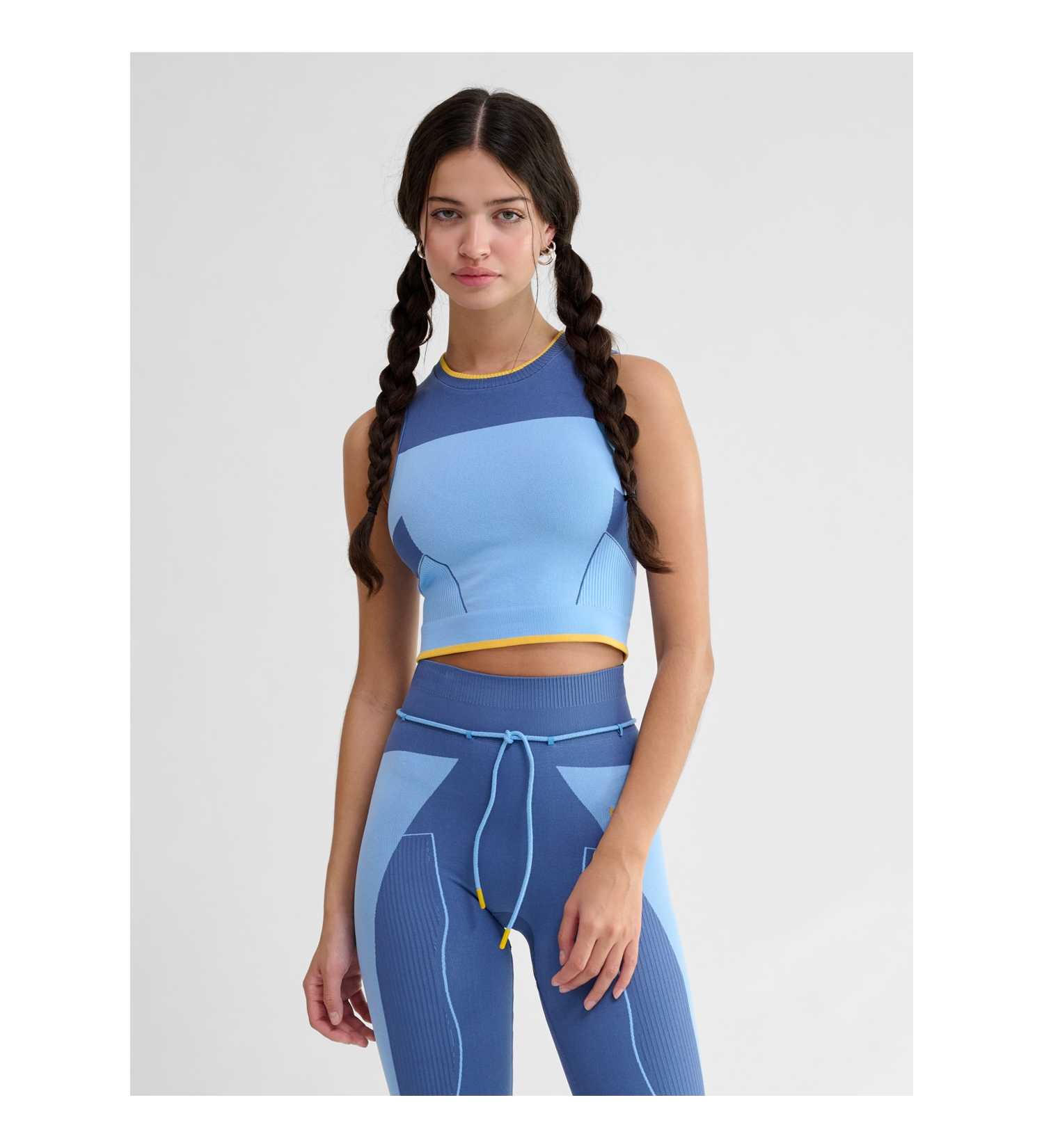 მაისურები HUMMEL - hmlSEAMLESS TOP