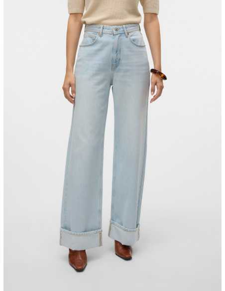 ქალის ჯინსი Vero Moda - VMKATHY SHR WIDE FOLD UP DNM JEAN LI3168