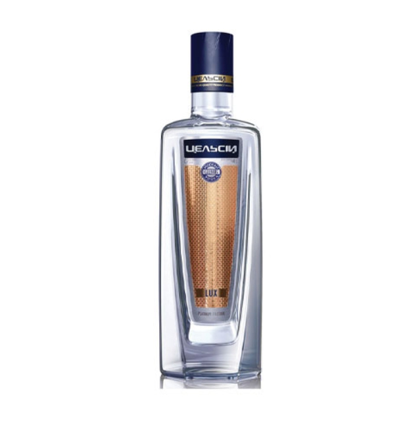 Celsius Lux, კლასიკური არაყი, 700 მლ.
