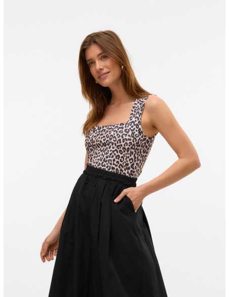 მაისურები Vero Moda - VMMILLION SL SQUARE NECK TOP JRS NOOS