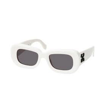 Carrara Grey Rectangular Sunglasses OERI019 0107