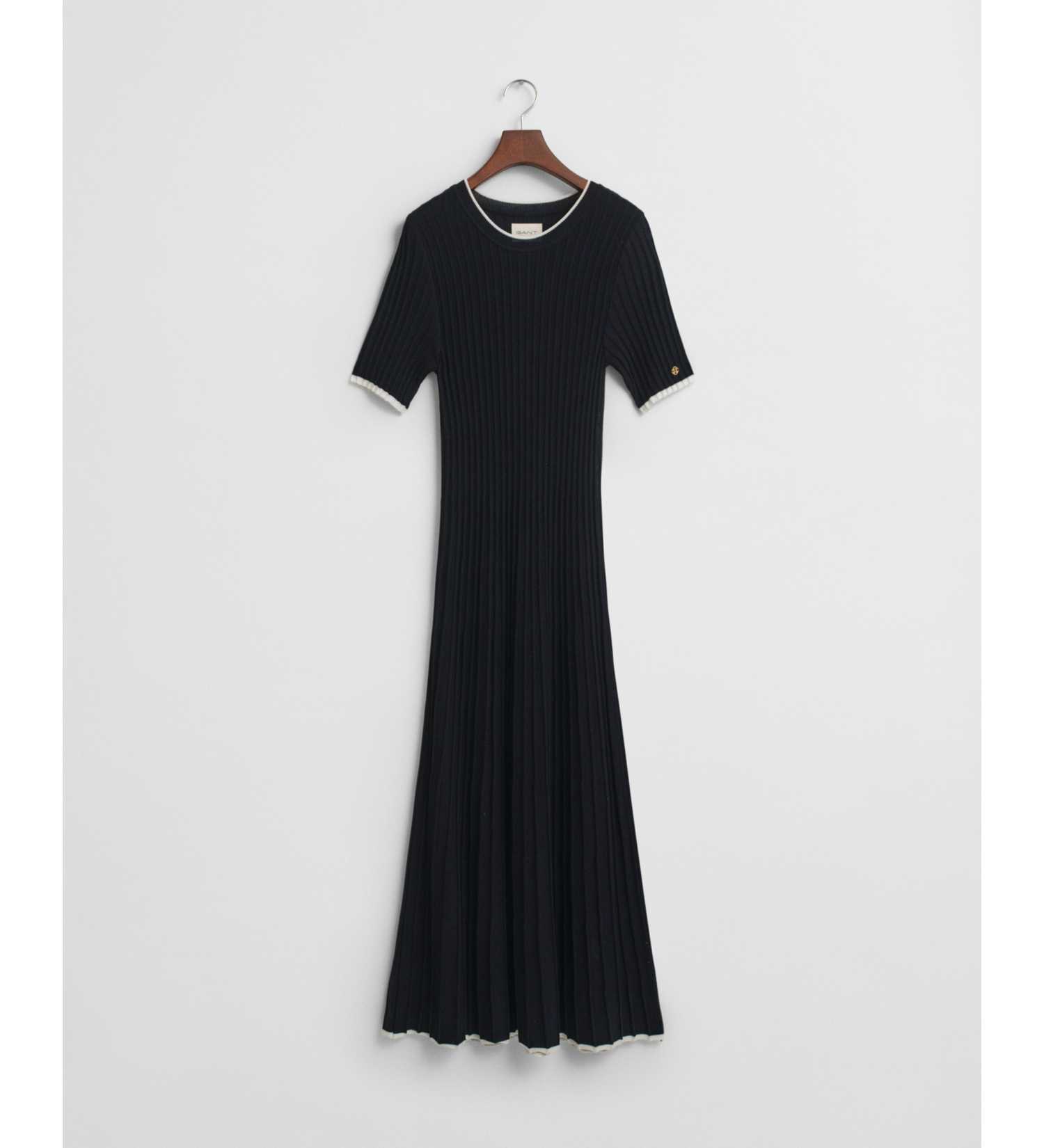 კაბა Gant - CONTRAST RIBBED SS KNIT DRESS