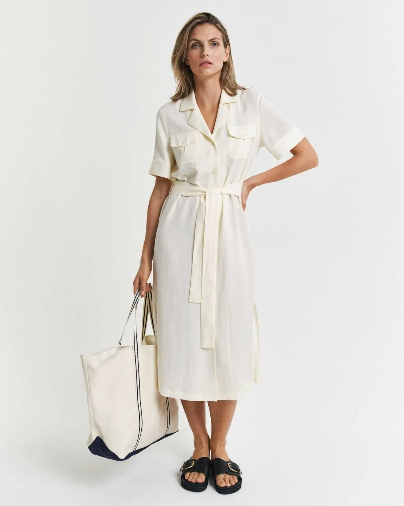 კაბა GANT - REG POCKET DRESS