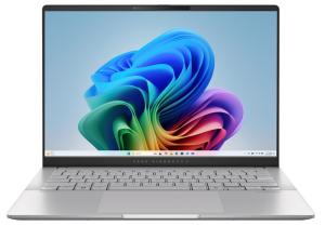 Asus VivoBook S14 Ryzen 5 7535HS 16 GB 512 GB 14" OLED Laptop Silver